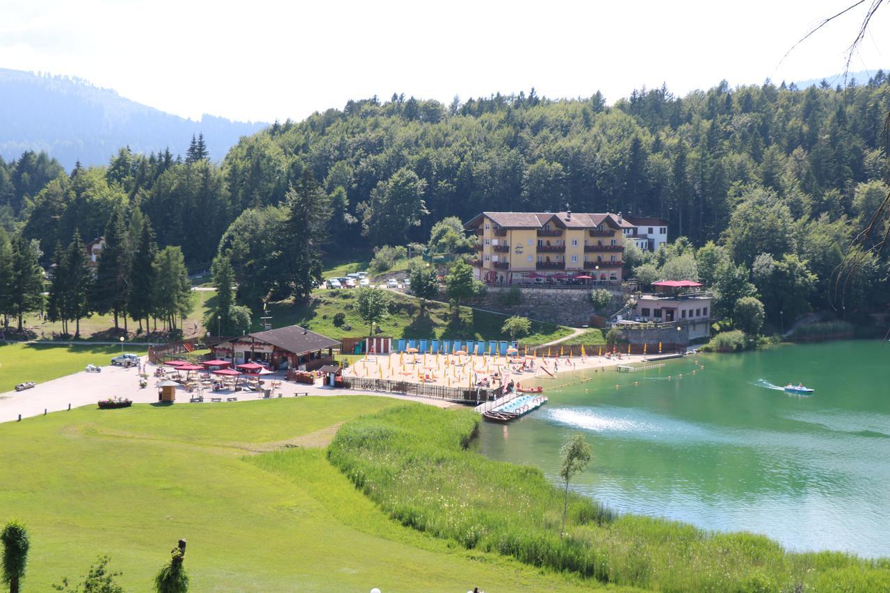 Hotel Al Lago Lavarone Bagian luar foto